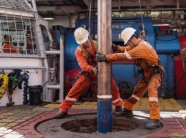 Китай выступил против работ «Роснефти» на шельфе у берегов Вьетнама